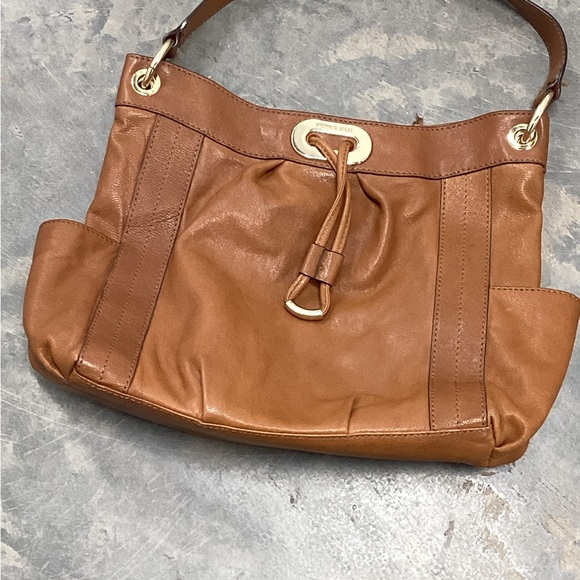 This is Michael kros - Picture 3 of 15